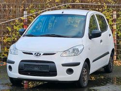 Weiß Gebraucht 2011 Hyundai i10 Kleinwagen | 2.499 € (Fairer Preis)
