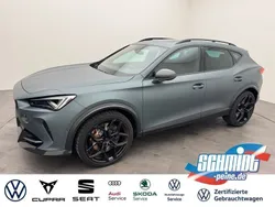 Grau Gebraucht 2024 Cupra Formentor VZ SUV | 51.900 € (Fairer Preis)