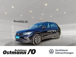 Schwarz Gebraucht 2022 VW Tiguan Active SUV | 26.990 € (Etwas zu teuer)