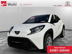 Weiß Neu 2025 Toyota Aygo Business Edition Kleinwagen | 18.990 €