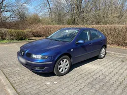Blau Gebraucht 2003 Seat Leon Limousine | 499 € (Guter Preis)
