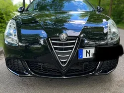 Schwarz Gebraucht 2015 Alfa Romeo Giulietta Kleinwagen | 8.490 € (Fairer Preis)