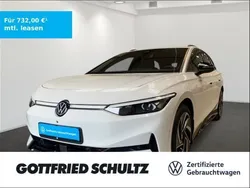 Gletscherweiß metallic Gebraucht 2024 VW ID.7 Pro Limousine | 55.950 €