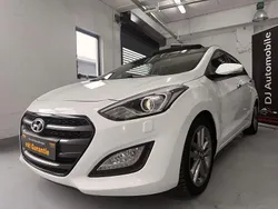 Violet Gebraucht 2017 Hyundai i30 Kombi | 13.880 € (Guter Preis)