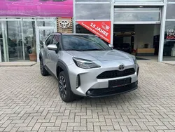 Silber Neu 2025 Toyota Yaris Cross SUV | 27.950 € (Guter Preis)
