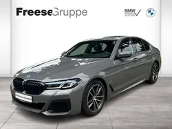 Berninagrau bernsteineffekt Gebraucht 2022 BMW 520 Performance Limousine | 41.490 €