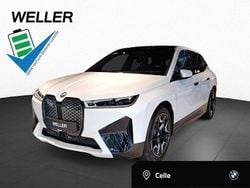 Mineralweiß (weiß) Gebraucht 2023 BMW iX Sport Line SUV | 52.950 € (Fairer Preis)