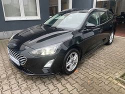 Schwarz Gebraucht 2020 Ford Focus Kombi | 18.399 € (Fairer Preis)