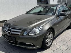 Grau Gebraucht 2010 Mercedes E350 Elegance Coupé | 16.950 € (Etwas zu teuer)
