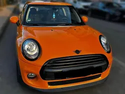 Orange Gebraucht 2016 Mini ONE Kleinwagen | 7.990 €