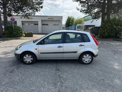 Silber Gebraucht 2006 Ford Fiesta Ambiente Kleinwagen | 999 € (Superpreis)