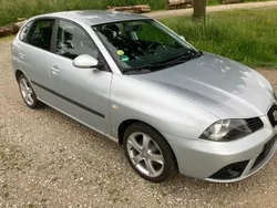 Silber Gebraucht 2007 Seat Ibiza Kleinwagen | 2.399 €