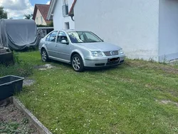Silber Gebraucht 2001 VW Bora Limousine | 2.099 € (Fairer Preis)