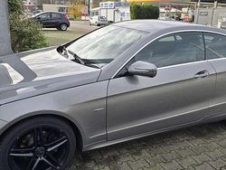 Gebraucht 2010 Mercedes E250 Avantgarde Coupé | 11.200 € (Fairer Preis)