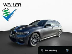 Mineralgrau (grau) Gebraucht 2022 BMW 330e M Sport Kombi | 32.480 € (Superpreis)