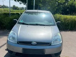 Silber Gebraucht 2003 Ford Fiesta Kleinwagen | 1.650 €