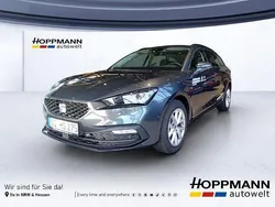 Grau Gebraucht 2025 Seat Leon Style Limousine | 30.990 € (Teuer)
