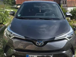 Grau Gebraucht 2019 Toyota C-HR Club SUV | 18.499 € (Fairer Preis)