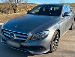 Grau Gebraucht 2016 Mercedes E200 Limousine | 24.999 € (Teuer)