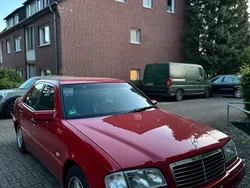 Rot Gebraucht 1998 Mercedes C240 Limousine | 3.250 € (Fairer Preis)