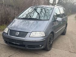 Grau Gebraucht 2010 VW Sharan Comfortline Van / Kleinbus | 5.790 € (Guter Preis)