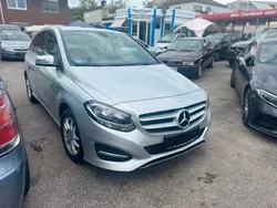 Silber Gebraucht 2015 Mercedes B160 Van / Kleinbus | 9.990 € (Superpreis)