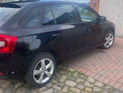 Schwarz Gebraucht 2014 Skoda Rapid Active Limousine | 7.800 € (Fairer Preis)