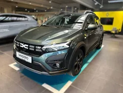Andere farbe Gebraucht 2022 Dacia Sandero Expression Kleinwagen | 20.790 € (Teuer)