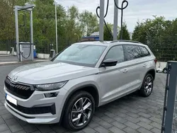 Grau Gebraucht 2021 Skoda Kodiaq SportLine SUV | 39.199 € (Etwas zu teuer)