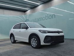 Weiß Gebraucht 2024 VW Tiguan Style SUV | 53.579 € (Teuer)