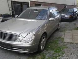 Gold Gebraucht 2004 Mercedes E280 Kombi | 2.500 €