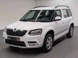 Pure weiss Gebraucht 2017 Skoda Yeti SUV | 15.480 € (Fairer Preis)