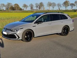 Grau Gebraucht 2021 VW Golf VIII R-line Kombi | 28.000 € (Fairer Preis)