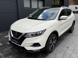 Weiß Gebraucht 2019 Nissan Qashqai N-Way SUV | 16.500 €