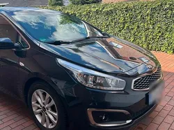 Schwarz Gebraucht 2018 Kia Ceed DREAM-TEAM Edition Limousine | 10.800 €