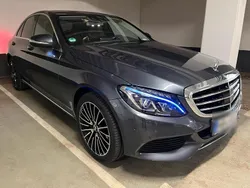 Violet Gebraucht 2014 Mercedes C220 Limousine | 18.999 € (Teuer)