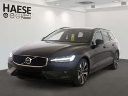 Onyx black / metallic Gebraucht 2024 Volvo V60 Core Kombi | 35.999 € (Superpreis)