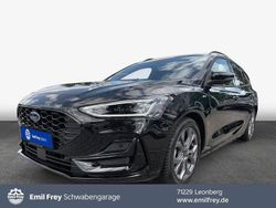 Schwarz Gebraucht 2024 Ford Focus ST-Line X Kombi | 23.540 € (Guter Preis)