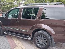 Braun Gebraucht 2011 Nissan Pathfinder SUV | 15.000 € (Teuer)