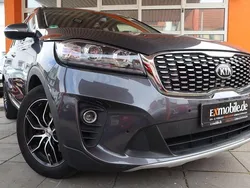 Grau Gebraucht 2018 Kia Sorento Vision SUV | 20.999 € (Fairer Preis)