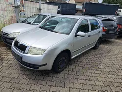 Silber Gebraucht 2004 Skoda Fabia Limousine | 1.250 € (Fairer Preis)