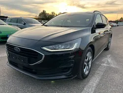 Schwarz Gebraucht 2022 Ford Focus Cool & Connect Limousine | 13.400 € (Guter Preis)