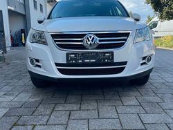 Weiß Gebraucht 2011 VW Tiguan Team SUV | 6.990 € (Guter Preis)