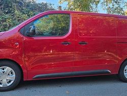 Rot Gebraucht 2018 Citroën Jumpy Van / Kleinbus | 6.300 € (Guter Preis)