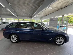Blau Gebraucht 2023 BMW 520 Kombi | 35.999 € (Superpreis)