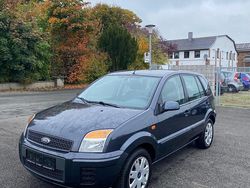 Grau Gebraucht 2009 Ford Fusion Style Limousine | 4.450 € (Teuer)