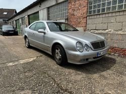 Silber Gebraucht 2000 Mercedes CLK230 Elegance Coupé | 5.700 € (Etwas zu teuer)