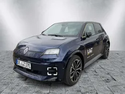 Blau Gebraucht 2024 Renault R5 Iconic Kleinwagen | 33.980 € (Fairer Preis)