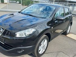 Schwarz Gebraucht 2013 Nissan Qashqai Acenta SUV | 9.750 € (Etwas zu teuer)