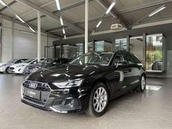 Brillantschwarz Gebraucht 2023 Audi A4 Kombi | 24.990 € (Guter Preis)